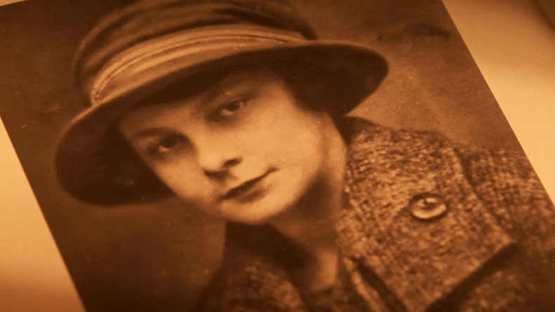 Olena Teliha placeholder